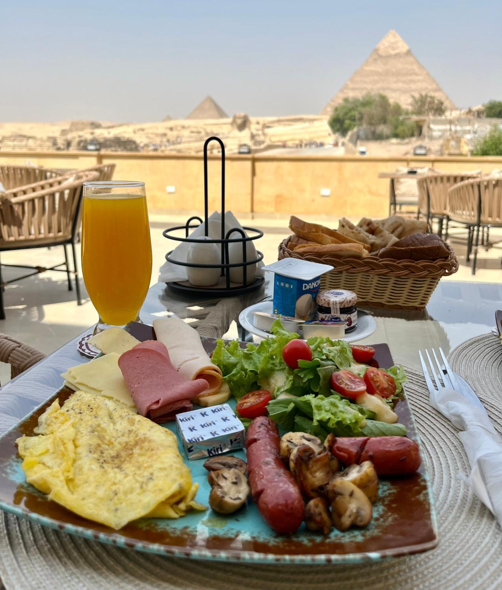 The Gate Hotel Front Pyramids & Sphinx View Kafret el-Gabal المظهر الخارجي الصورة