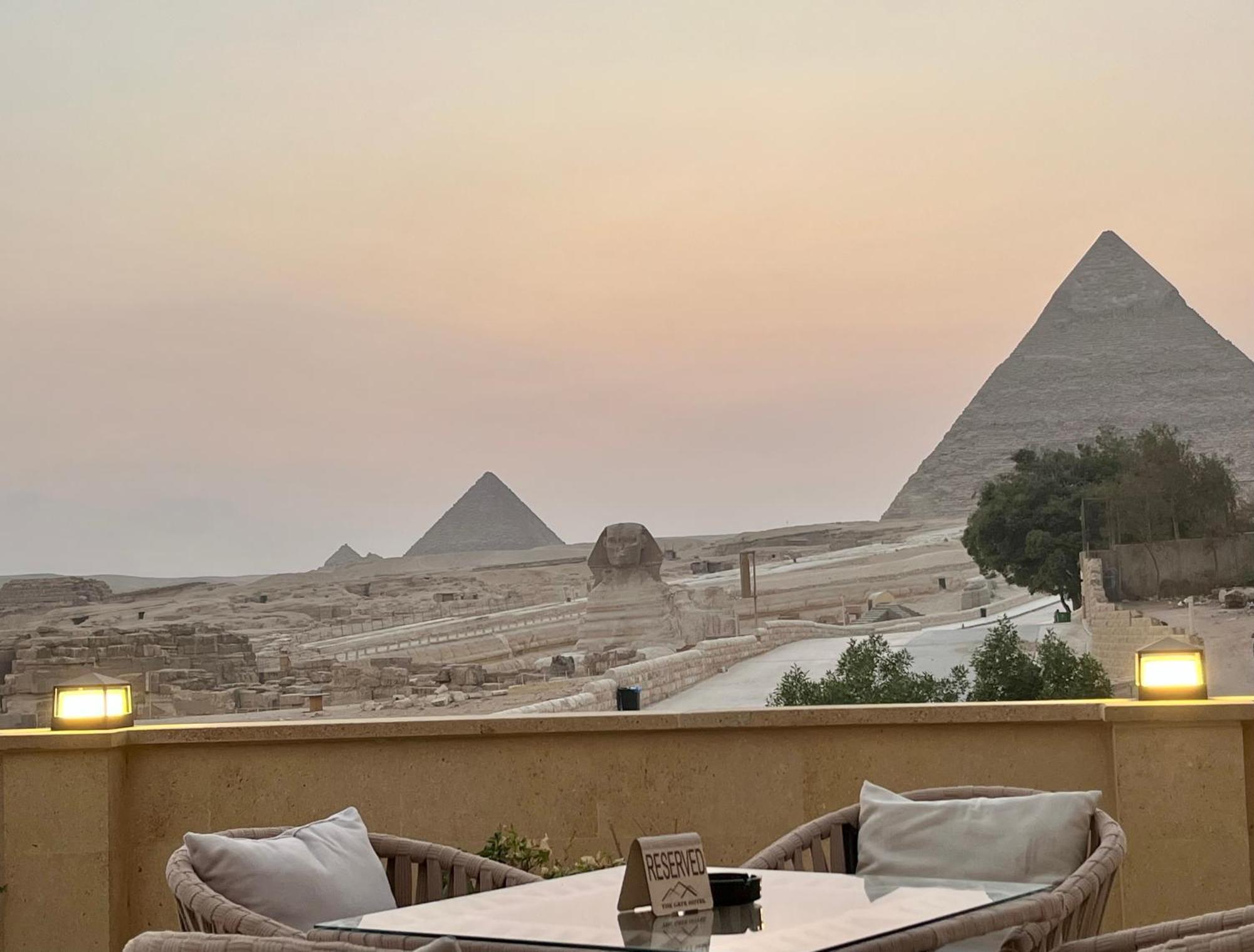 The Gate Hotel Front Pyramids & Sphinx View Kafret el-Gabal المظهر الخارجي الصورة